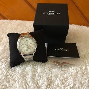 Women’s COACH Watch 💙